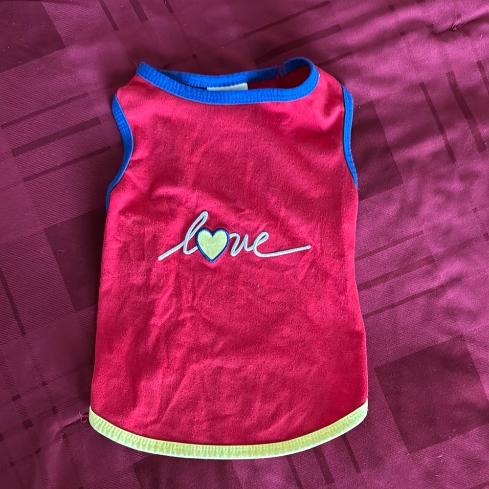 Ellen DeGeneres Red dog shirt with Blue Trim